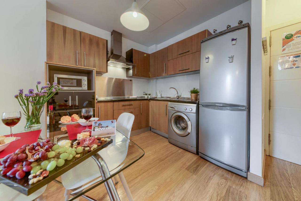 Lyrioshomes Apartamento Estudio La Biznaga Malaga Bagian luar foto
